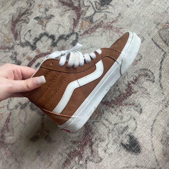 Vans Tan Suede SCOTCHGARD high top - Picture 4 of 9